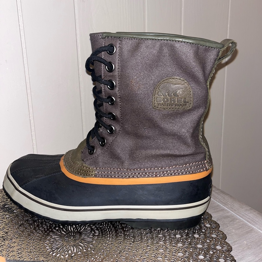 COPY - Sorel Men's Brown and Black Boots - Picture 4 of 7